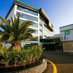 Wyndham Garden فندق